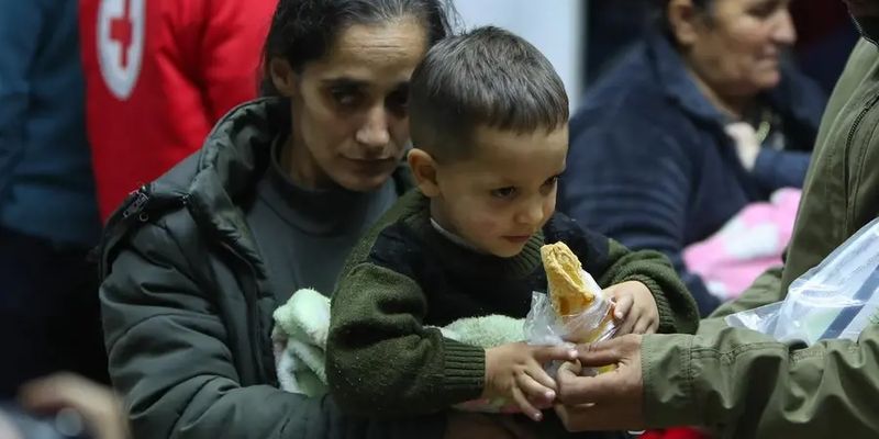 Ереван: Из Нагорного Карабаха в Армению приехало более 28 тысяч переселенцев