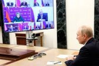 Після удару безпілотників по російським ядерним ракетоносцям Путін може натиснути на «червону кнопку» – ЗМІ
