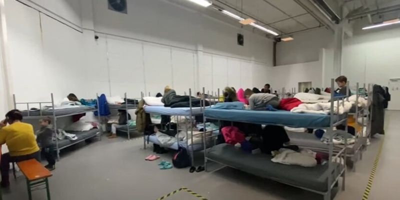 Германия, Чехия и Словакия продлили программы приема украинских беженцев: условия пребывания