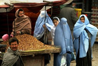 Талибан ввел ограничения для передвижения женщин в Афганистане