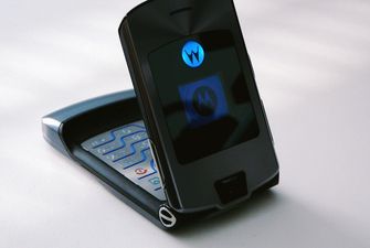 Lenovo выпустит обновленный Motorola RAZR