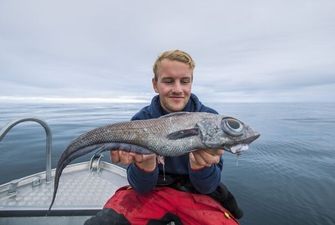 Как из Чернобыля: в Норвегии парень поймал рыбу-монстра