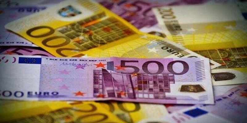 За выходные евро минимально подешевел: курс валют в Украине на 22 мая