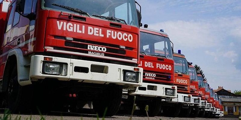 45 пожарных автомобилей приехало из Италии на Закарпатье