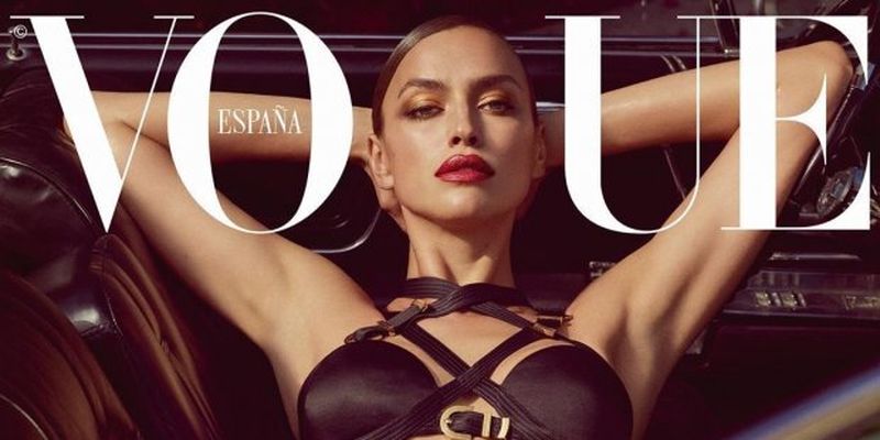 Піджак поверх сексапільної білизни: Ірина Шейк гаряче прикрасила обкладинку Vogue