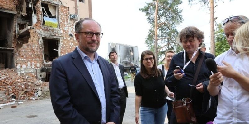 Министры иностранных дел Чехии и Австрии посетили Ирпень