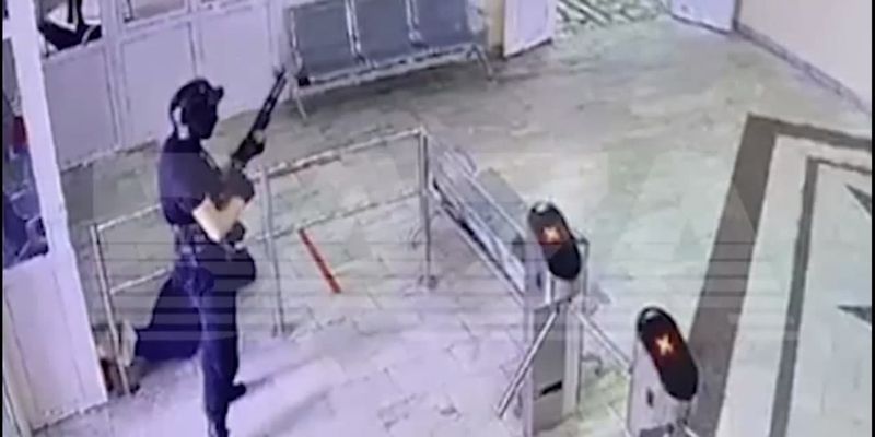 Теракт в Перми: опубликованы кадры расстрела людей в университете