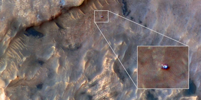 NASA показало, как выглядит Curiosity из космоса