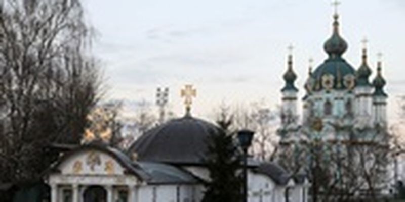 Минкульт предлагает демонтировать храм-МАФ у Десятинной церкви в Киеве