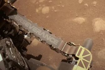 Марсианский ветер и хруст колес ровера. NASA опубликовало звуки с Красной планеты