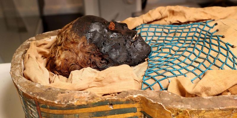 Вчені розповіли про криваву загибель мумії, похованої 2600 років тому