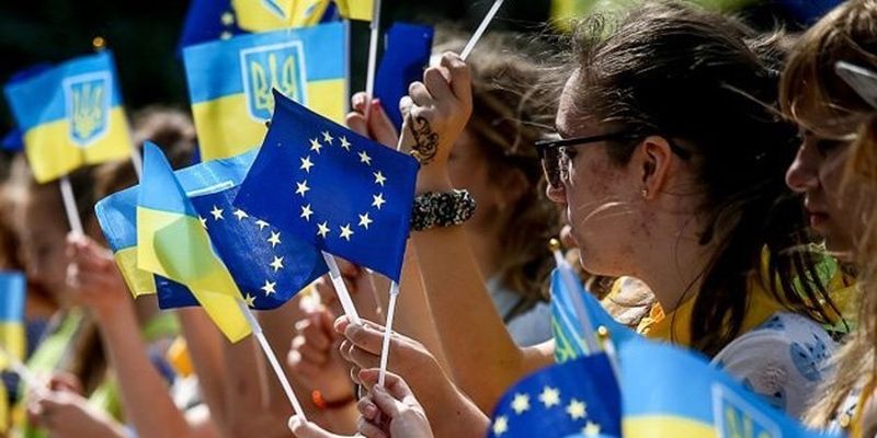 Более 60% украинцев выступают за вступление Украины в ЕС