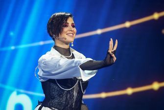 "Цепи и латекс": MARUV устроила БДСМ-танцы на концерте в Турции