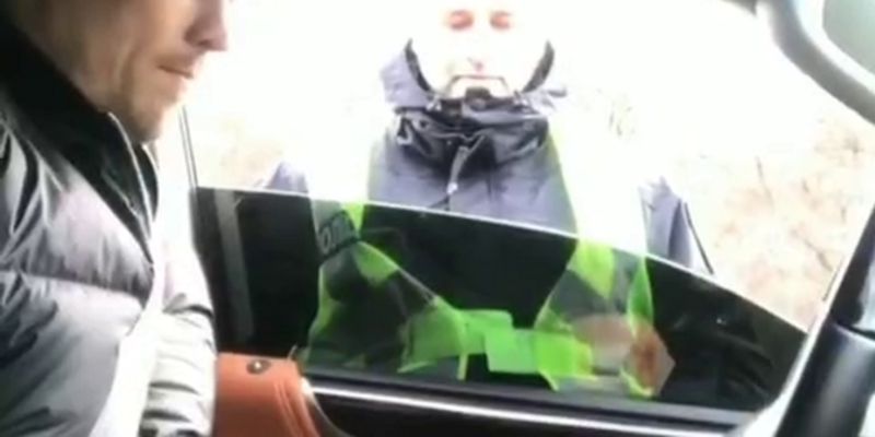 Усика в Киеве остановила полиция - опубликовано видео