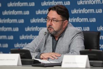 Потураев считает, что согласование интервью с чиновниками нужно отменить