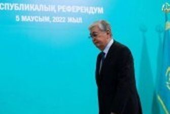 Президент Казахстану пообіцяв реформи після перемоги на референдумі