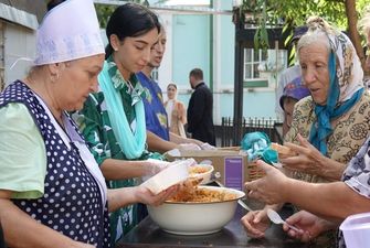 У полтавських храмах УПЦ провели благодійні обіди