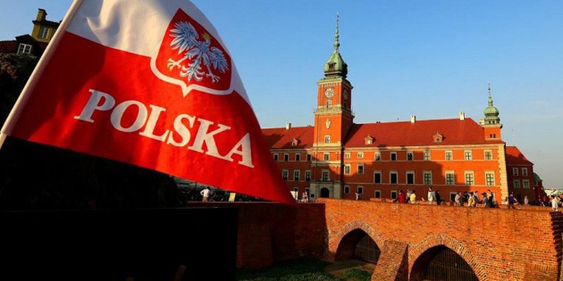 Польша работает над решением, которое позволит отказывать россиянам в выдаче виз