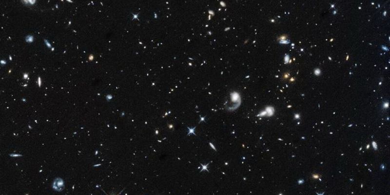 «Вселенной тогда было 1,4 миллиарда лет»: ученые обнаружили подозрительно «молодую» галактику