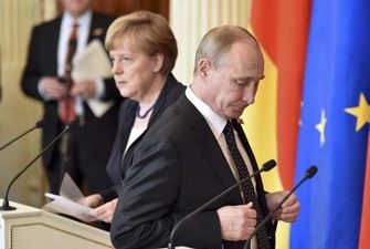 Меркель обговорила з Путіним "нормандський" саміт і транзит газу Україною