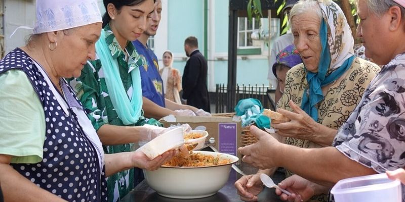 У полтавських храмах УПЦ провели благодійні обіди