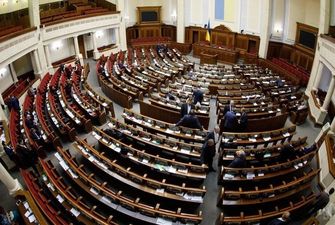 Зеленский подписал закон о защите потребителей финансовых услуг