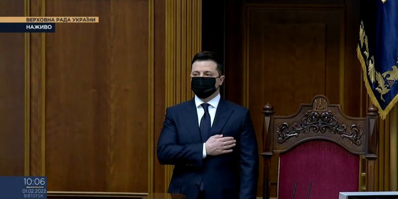Зеленський підписав указ про створення професійної армії в Україні: в чому різниця