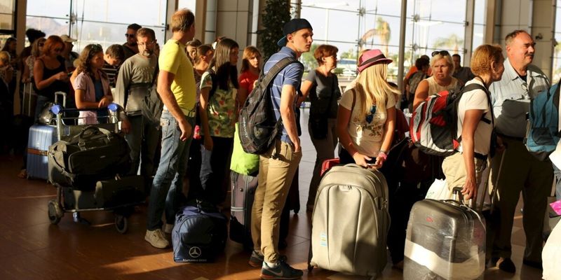 Поток туристов из России в Европу снизился на 95%, – Ассоциация туроператоров РФ
