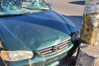 В центре Запорожья женщина за рулем сбила шесть пешеходов