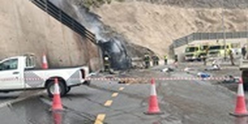В Саудовской Аравии автобус врезался в мост: 20 человек погибли