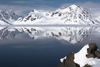 Ученых встревожило ускорение таяния льда в Гренландии