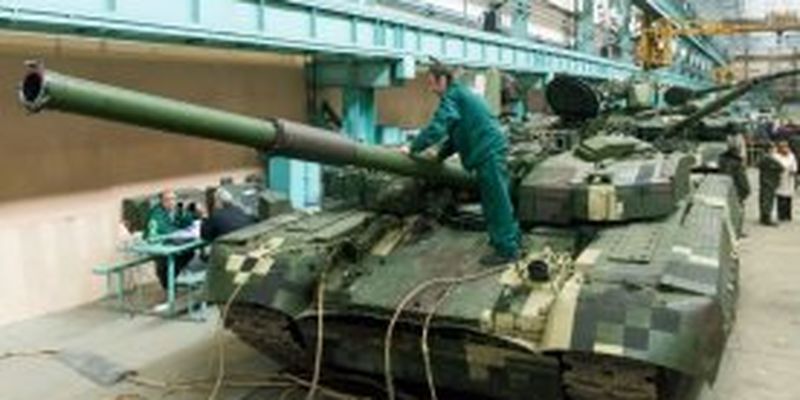 Чому Україна продовжує скочуватися в експорті озброєнь