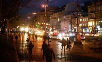 "Никто не хочет сидеть без света": киевляне рассказали, готовы ли к подорожанию тарифов на электроэнергию