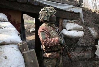 На Донбасі внаслідок обстрілів окупантів поранено українського бійця