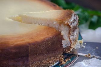 Как приготовить дома ароматный пирог манник: рецепт к выходным/Приготовьте вкусный десерт к чаю