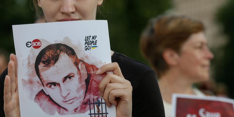 Сенцов відновлюється, але голодування не минуло безслідно – адвокат