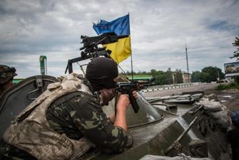 Політолог назвав точну дату звільнення Донбасу: "Ні кроку назад"