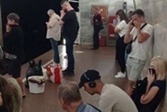 В киевском метро мужчина распылил газовый баллончик