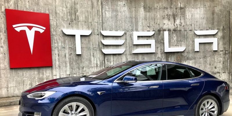 В электрокарах Tesla обнаружена опасная неисправность