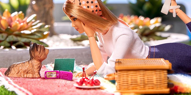 Будущие новинки HMD: раскладной телефон Barbie и смартфон под собственным брендом