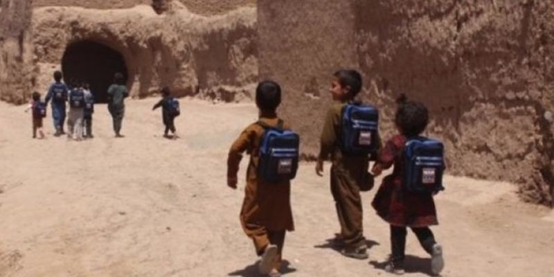 В Афганистане дети погибли при взрыве мины, которую пытались продать. 18+