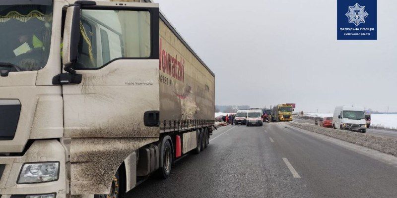 Смертельное ДТП на трассе Киев — Чернигов: столкнулись пять автомобилей