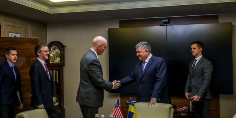 Аваков встретился с заместителем госсекретаря США
