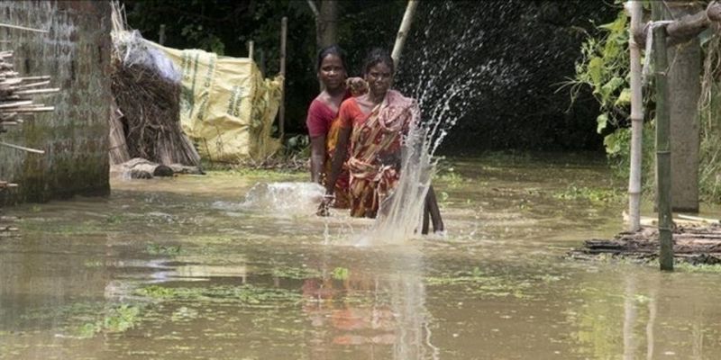 Количество погибших из-за сильных ливней на юге Индии возросло до 26
