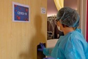У Києві за добу виявили близько тисячу хворих на COVID-19, померло 27 осіб