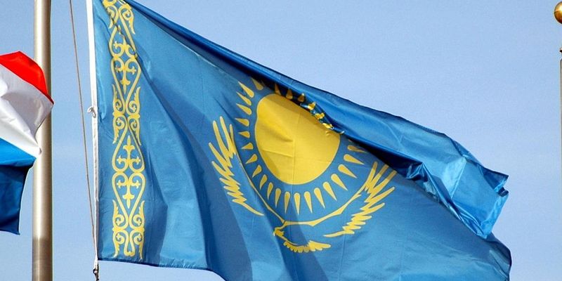 Казахстан змінив правила проживання для росіян: без документів більше не пустять