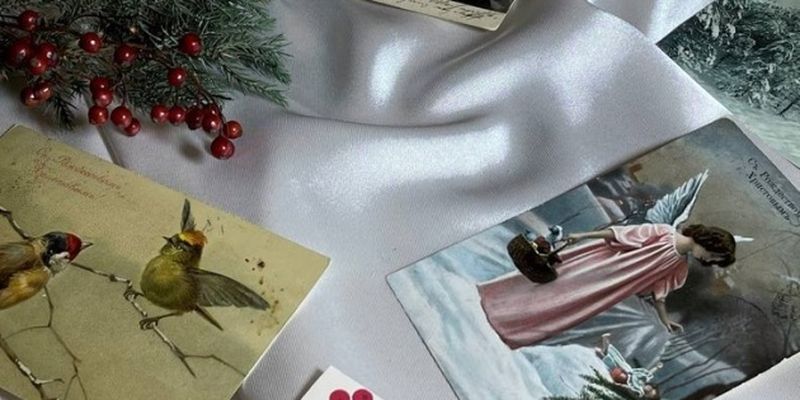 В Черновицком музее открыли выставку рождественских и новогодних открыток