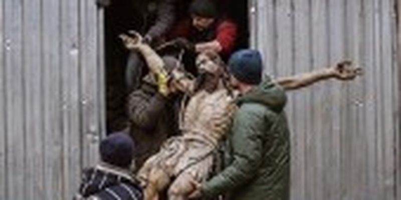 У Львові винесли з храму та заховали цінне розп'яття Ісуса