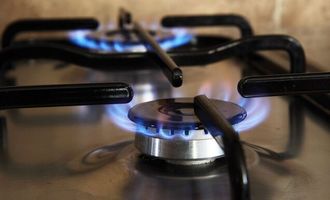 Сколько украинцы заплатят за газ за март: названы тарифы