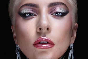 «Красивая пара»: Леди Гага показала лицо бойфренда